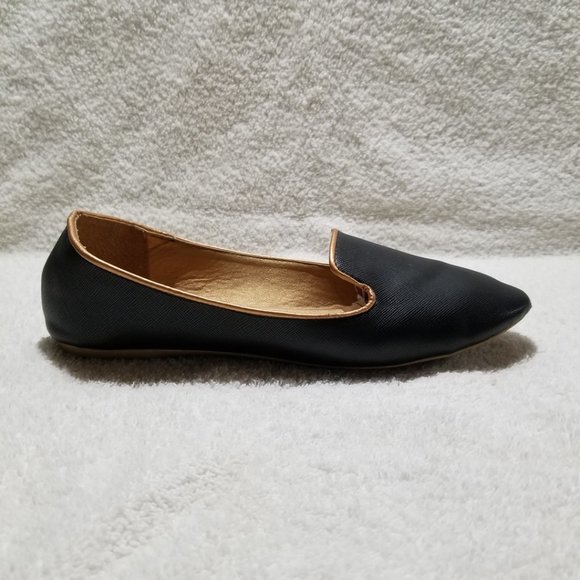 Simon Chang black with gold flat shoes - Picture 2 of 8